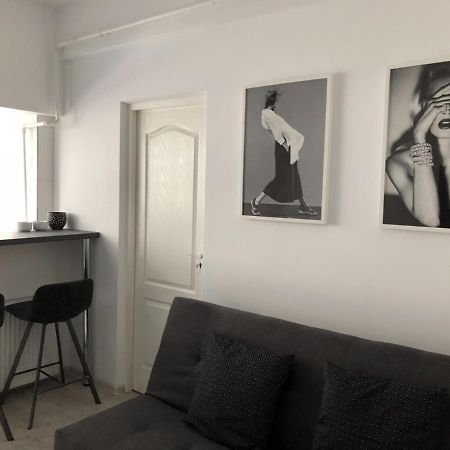 Staycity Modern Apartment 부쿠레슈티 외부 사진